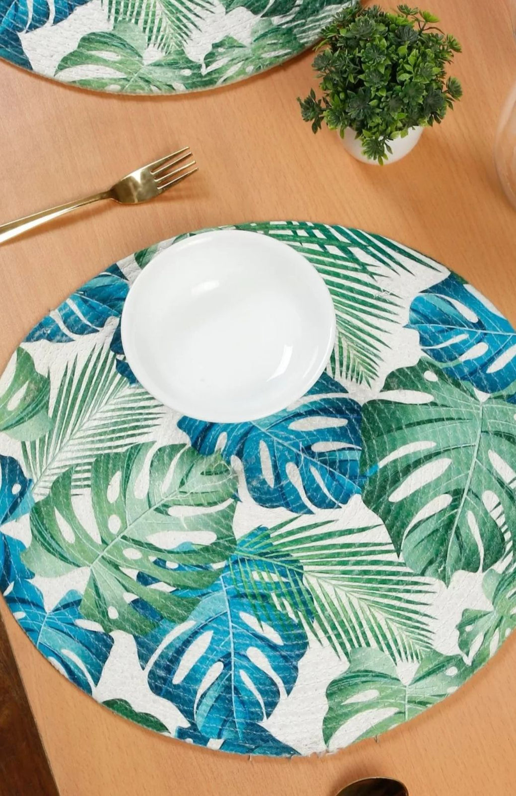 Anti Oduor Jute Table Mat