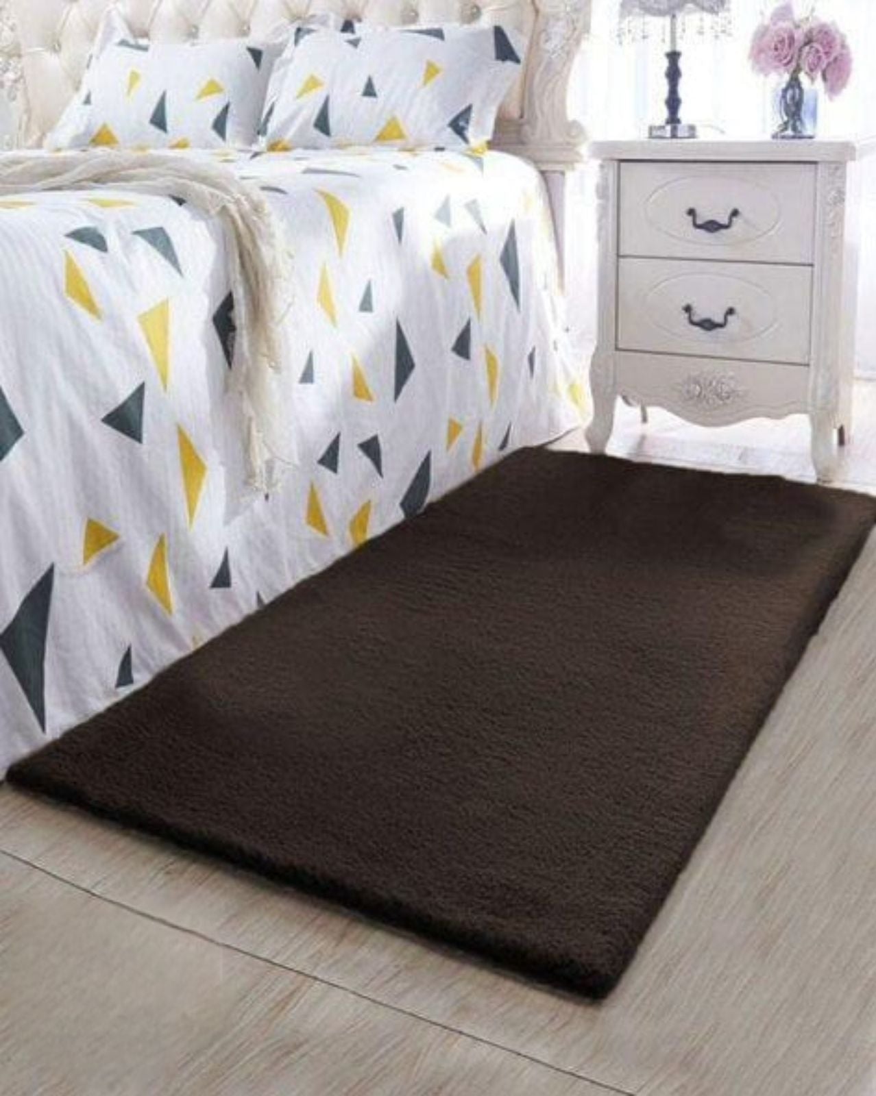 Ultra Soft Feel Minimalist Bedside Runner